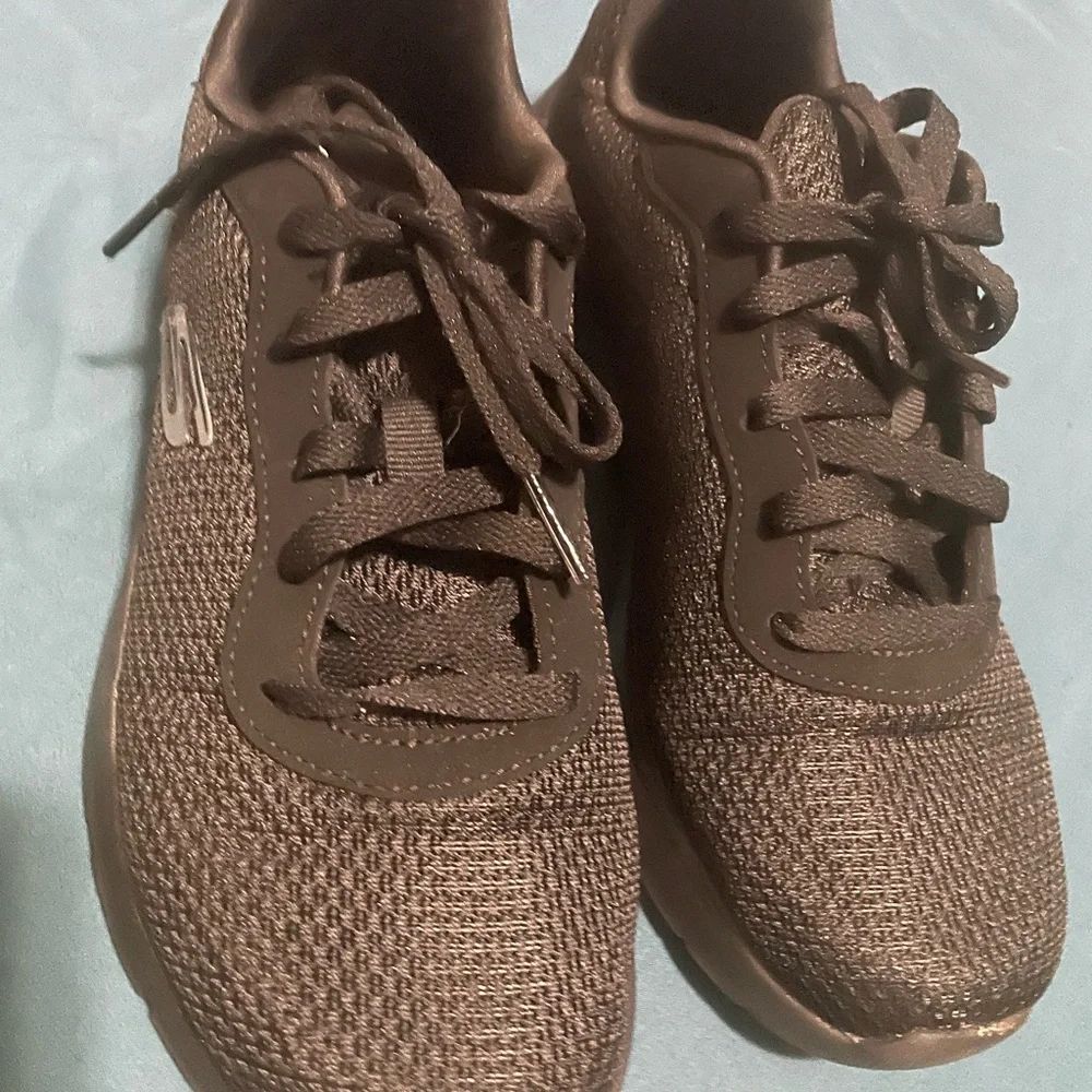 SKECHERS- MEMORY FOAM - Picture 3 of 9